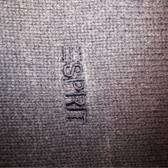 Sweater - Picture 2 of 3